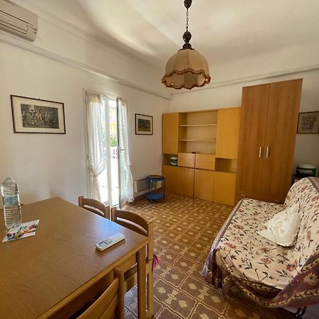 Casavacanze Internazionale Diano Marina Exteriör bild