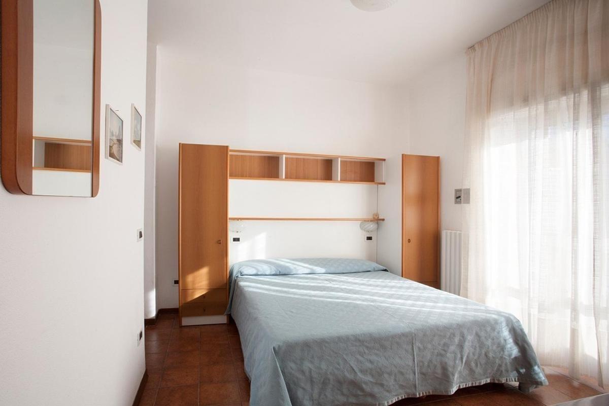 Casavacanze Internazionale Diano Marina Exteriör bild