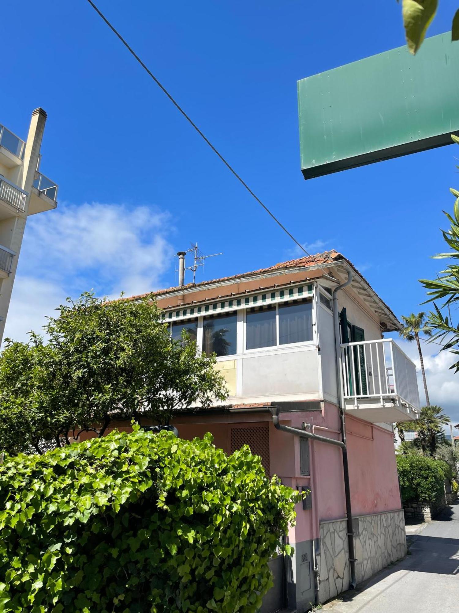 Casavacanze Internazionale Diano Marina Exteriör bild