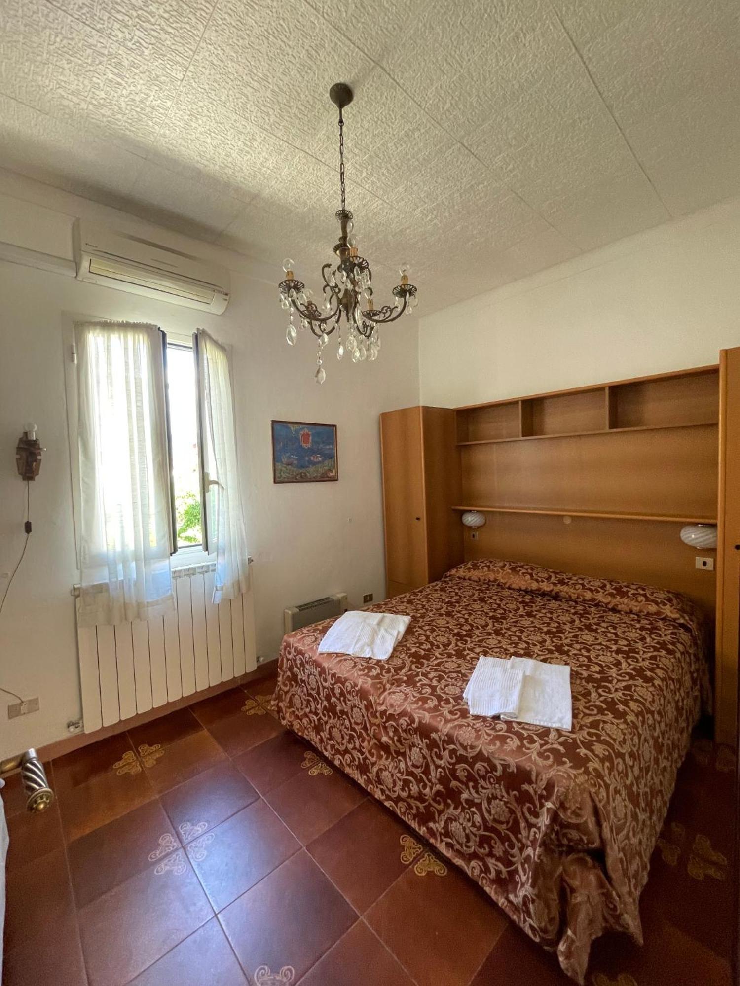 Casavacanze Internazionale Diano Marina Exteriör bild