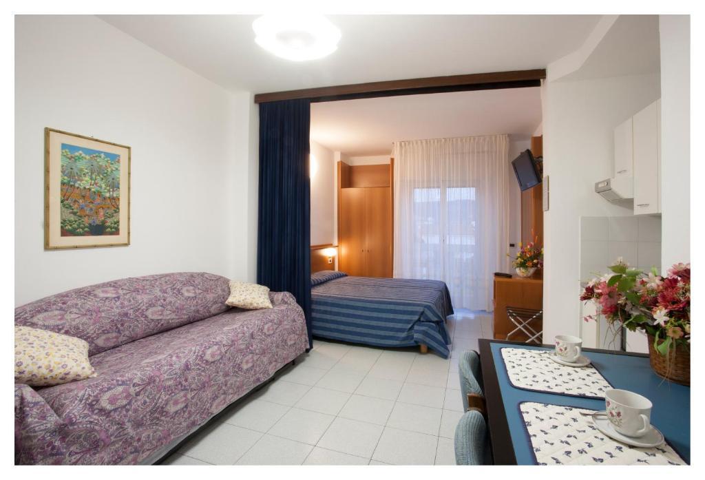 Casavacanze Internazionale Diano Marina Rum bild